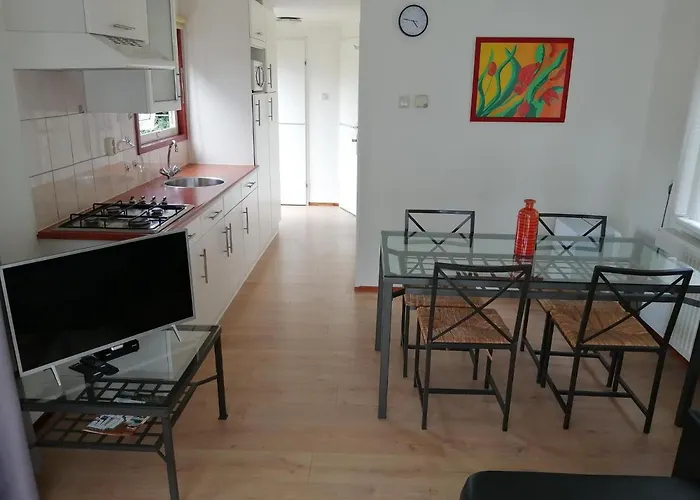 Recreatiepark Maas En Bos * Wellerlooi