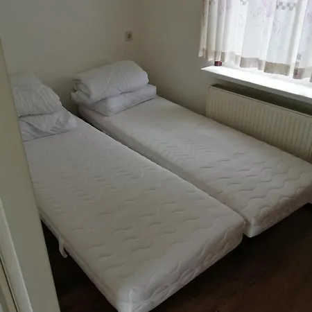 Recreatiepark Maas En Bos *